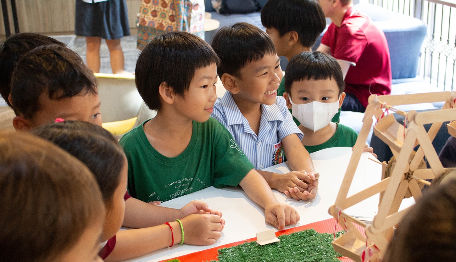2High-School-STEM-Showcase stem showcase in bangkok international school