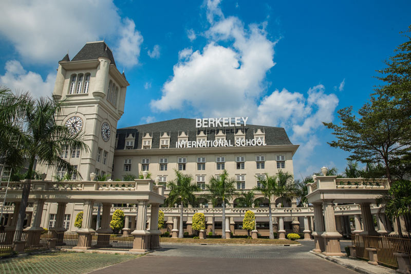 berkeley-exterior bangkok international school exterior