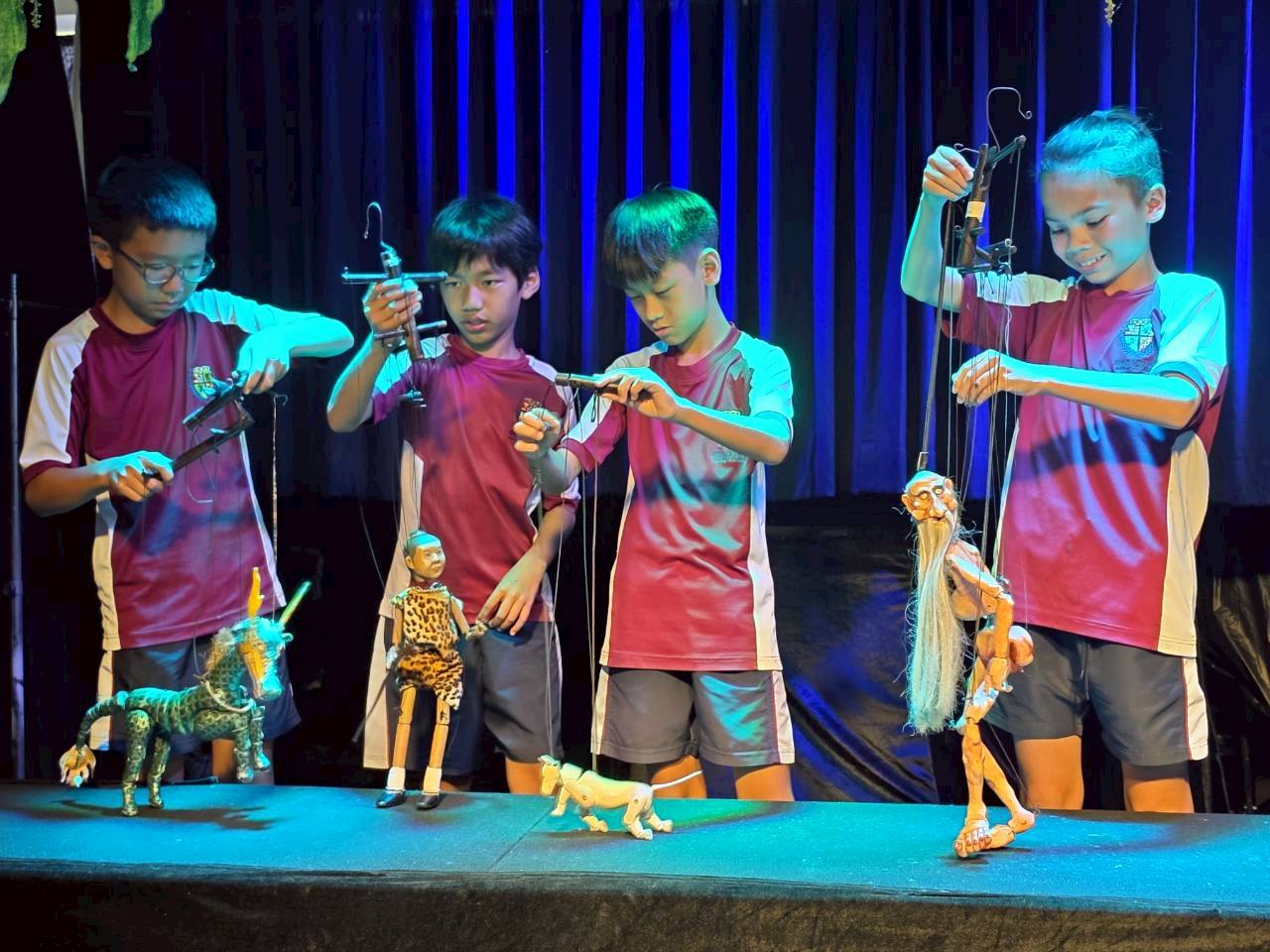 LINE_ALBUM_puppet museum G5_260331_24